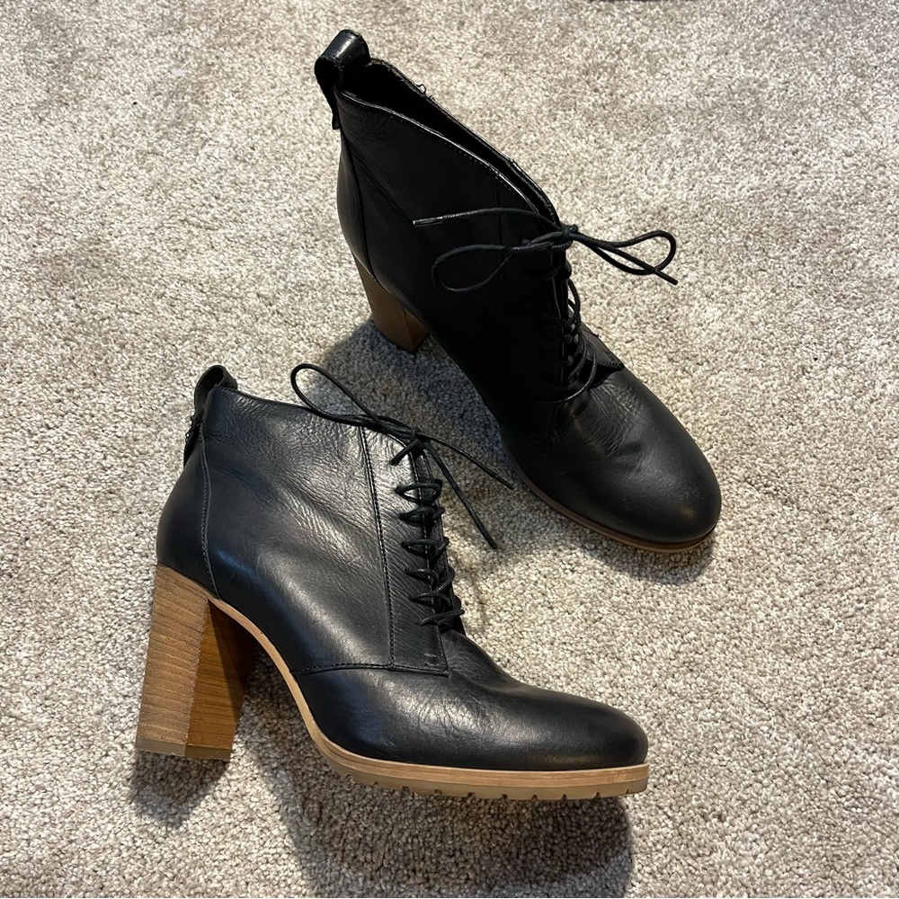 Madewell Prairie Lace Up Black Leather Bootie 10